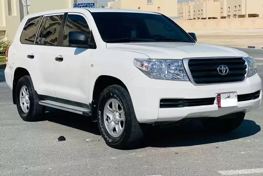 Gebraucht Toyota Land Cruiser Zu vermieten in Riad #21266 - 1  image 